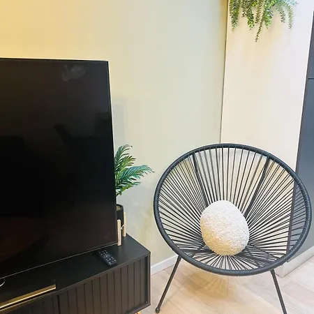 Elegant Avec Bain Balneotherapie Apartment *